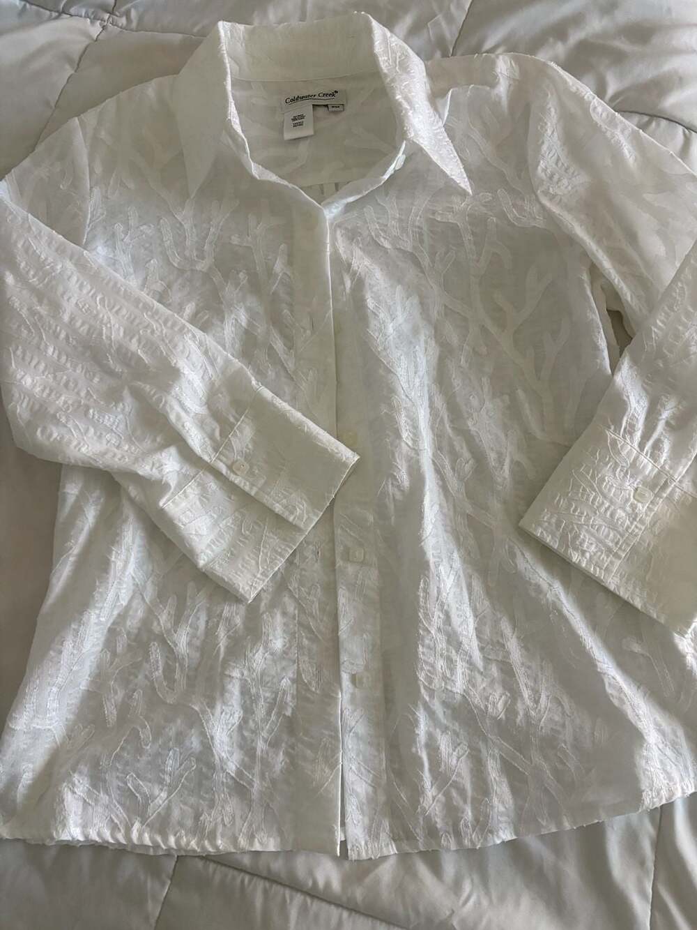 Coldwater Creek White Floral Textured Button-Up Blouse